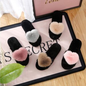 Chaussons en peluche pour femmes Hear Pom Pom