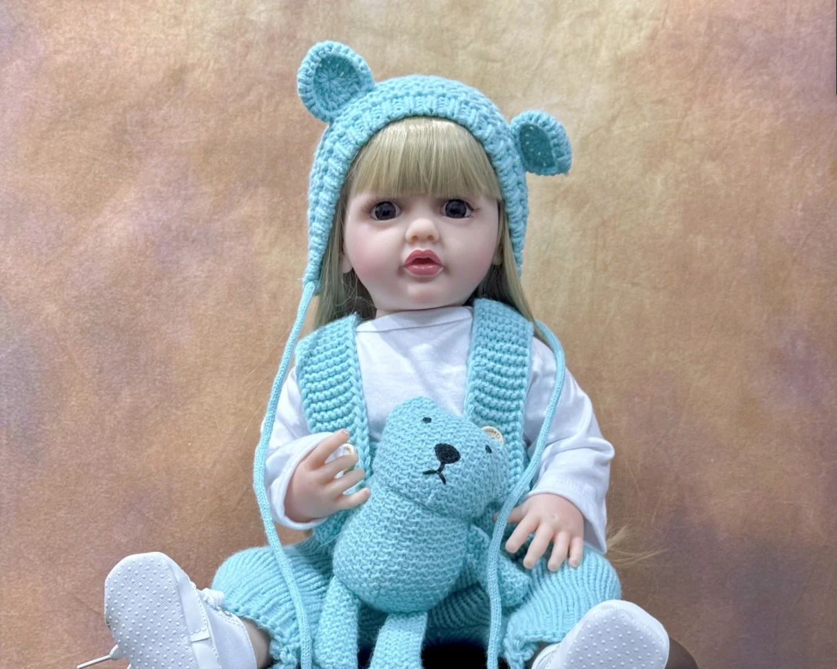 Poupée reborn réaliste en silicone et vinyle, jouet princesse pour enfant. – Image 14