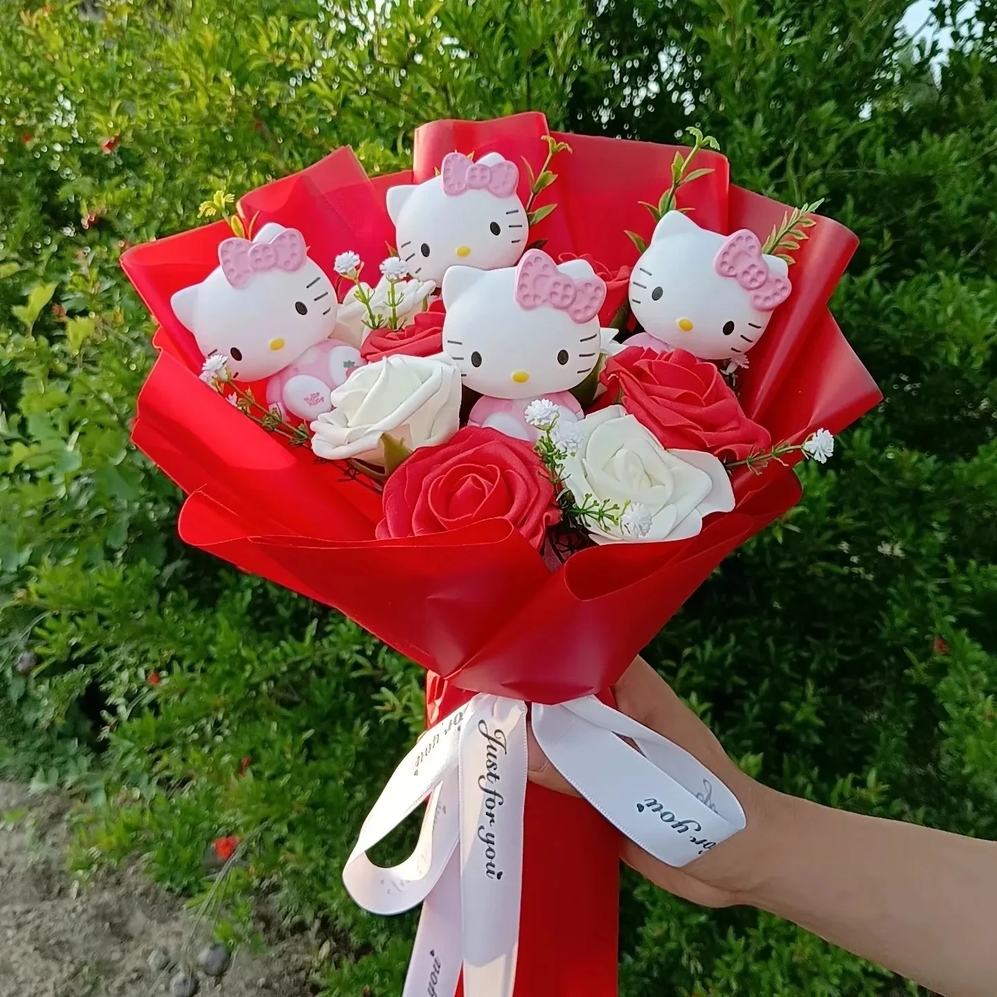Bouquet de roses Hello Kitty en peluche – Image 21