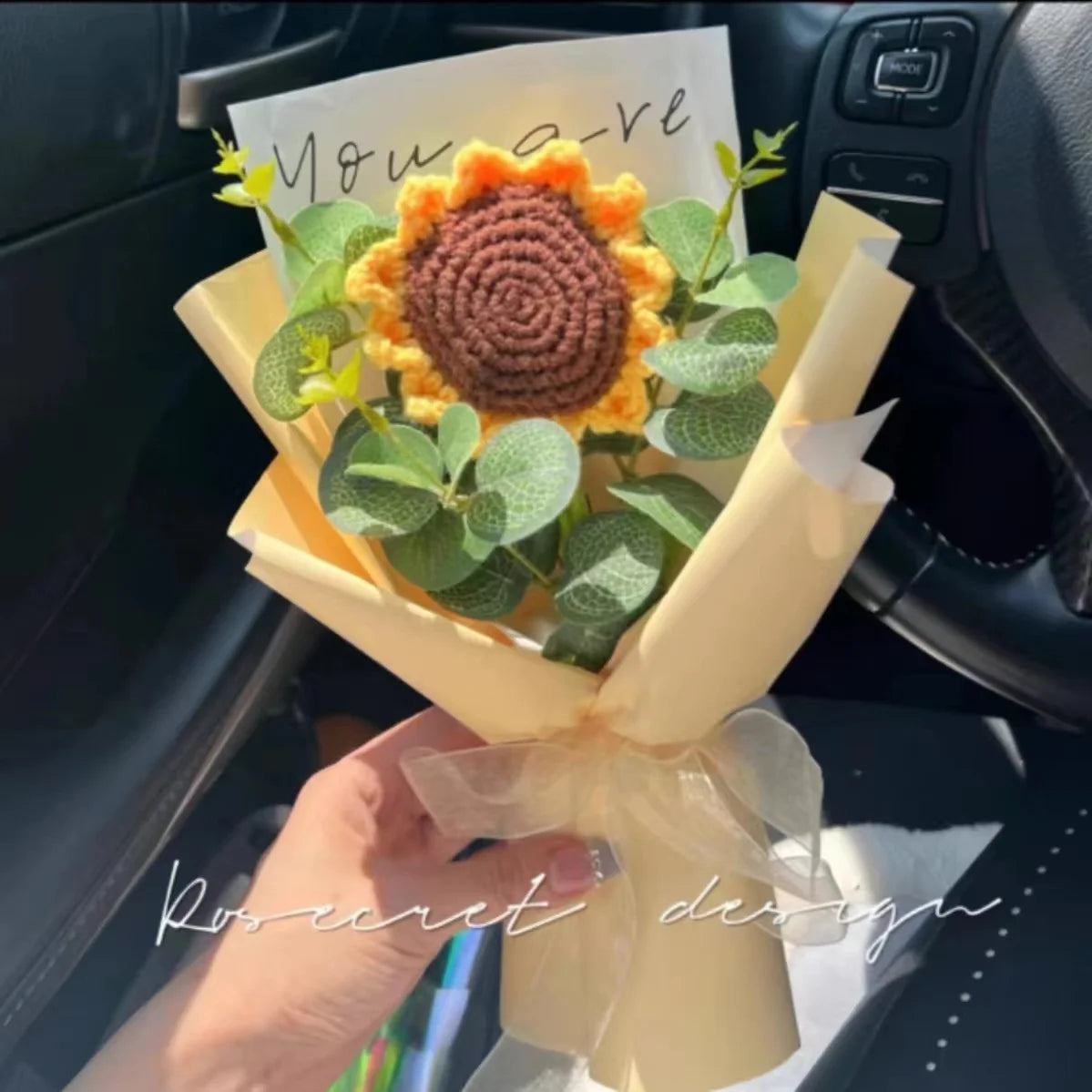 Knitted Rose Flowers Crochet Bouquet Creative Cotton Rope Roses Birthday Handmade Mother Teacher's Day Valentine Christmas Gifts – Image 4