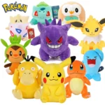 Modèles de peluches Pikachu, inspirés des dessins animés, pour enfants.