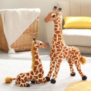 Petite peluche girafe agenouillée