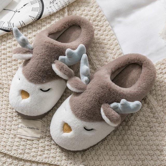 Chaussons en peluche en forme de renne – Image 3
