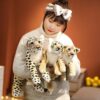 Peluches réalistes de petits "gros chats" en peluche