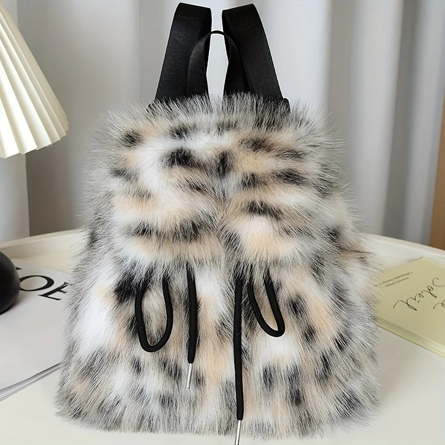 Mini-sac à dos pour femme en fausse fourrure douce – Image 5