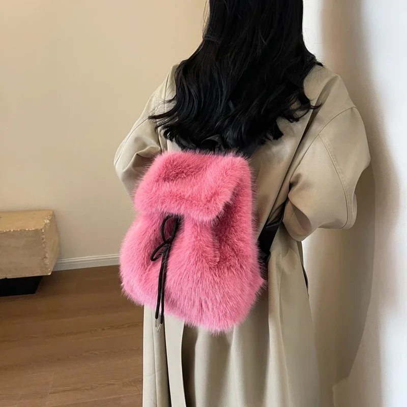 Sac à dos décontracté en fausse fourrure pour femme (modèle 2026) – Image 13