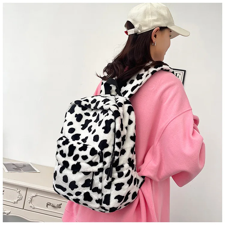Sac à dos en peluche motif léopard – Image 9