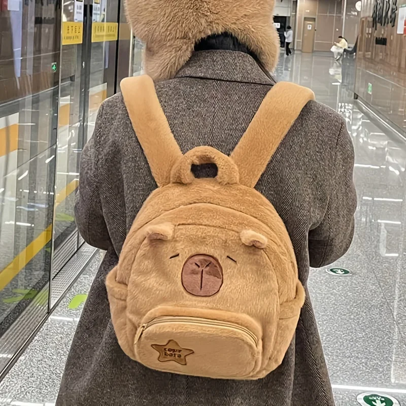 Sac à dos en peluche Capybara de grande capacité – Image 4