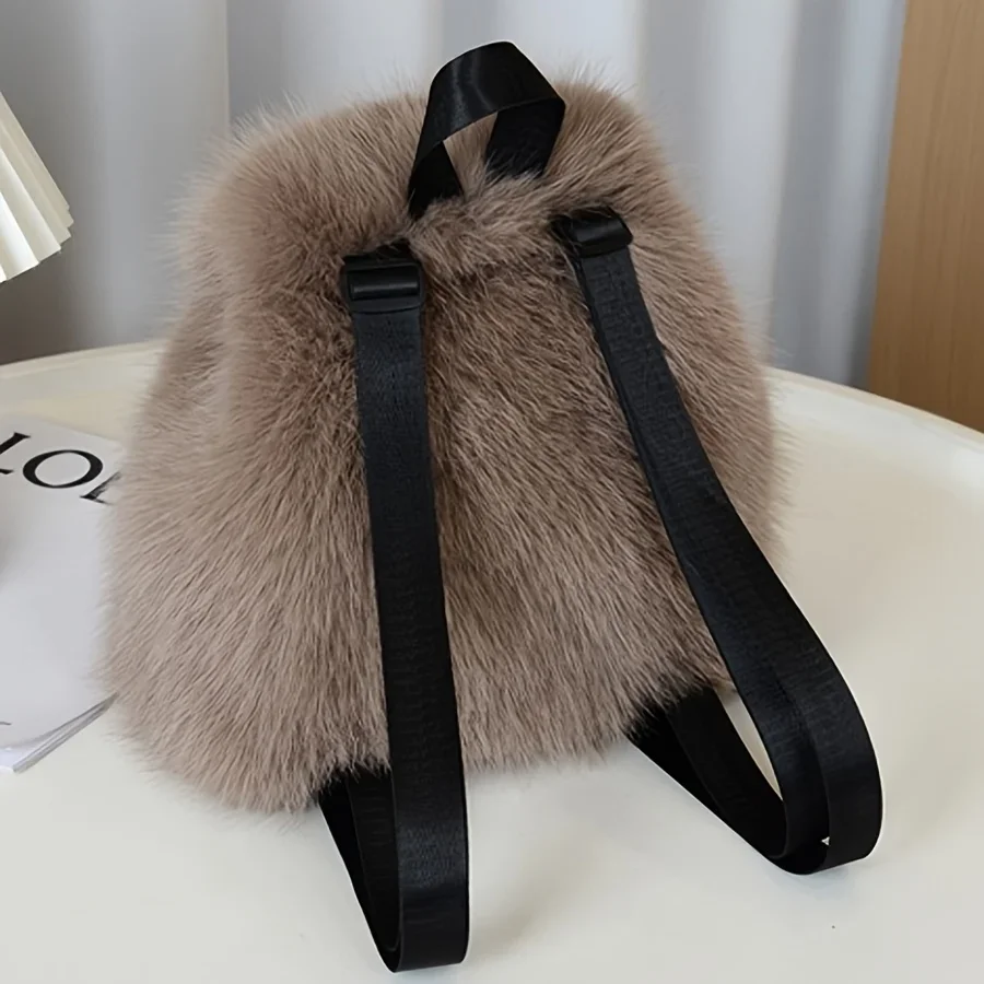 Mini-sac à dos pour femme en fausse fourrure douce – Image 13
