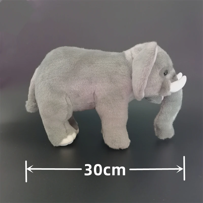Peluche éléphant réaliste – Haute fidélité, défenses en ivoire. – Image 2