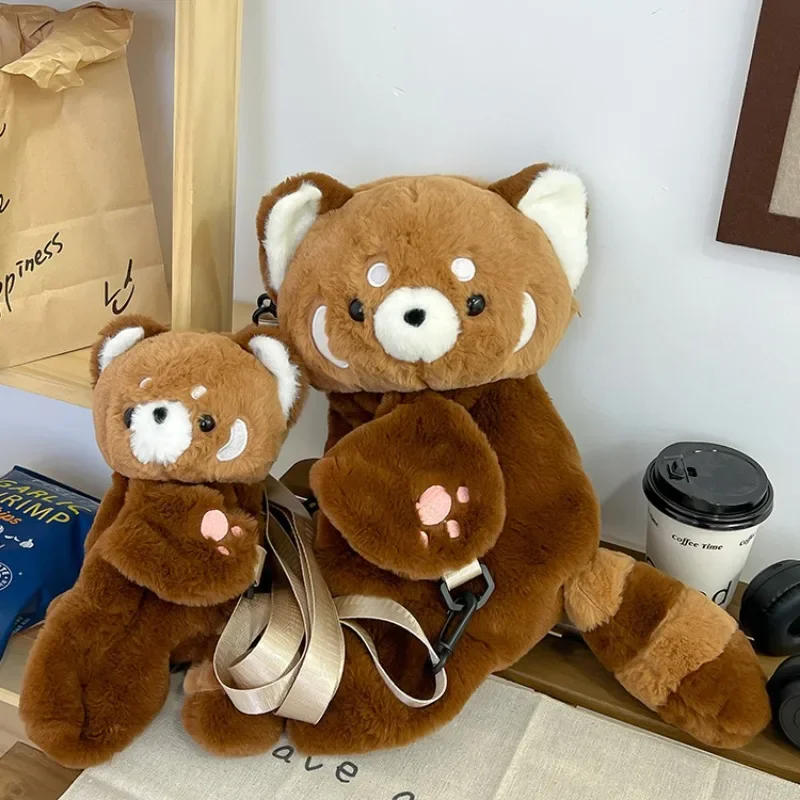 Sac à dos en peluche panda roux – Sac bandoulière doux et mignon – Image 2