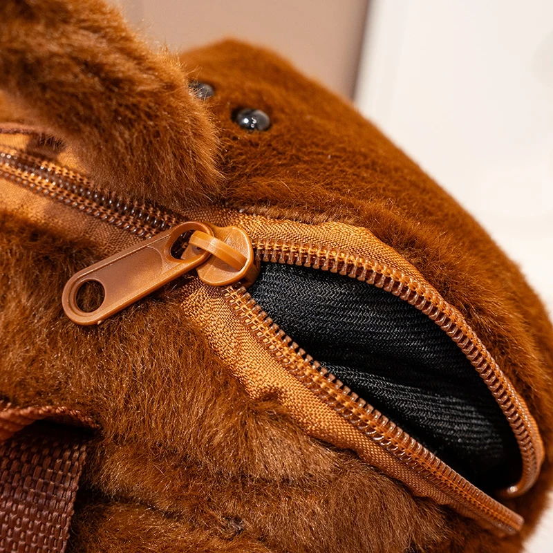 Sac à dos en peluche en forme d'araignée brune (35 x 30 cm). – Image 8