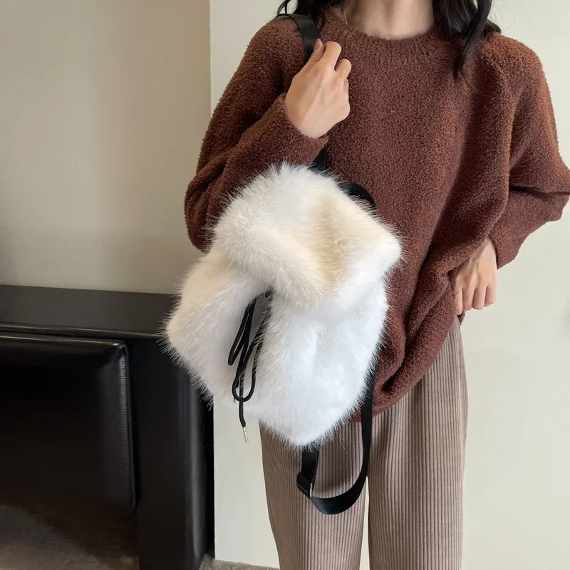 Sac à dos décontracté en fausse fourrure pour femme (modèle 2026) – Image 14