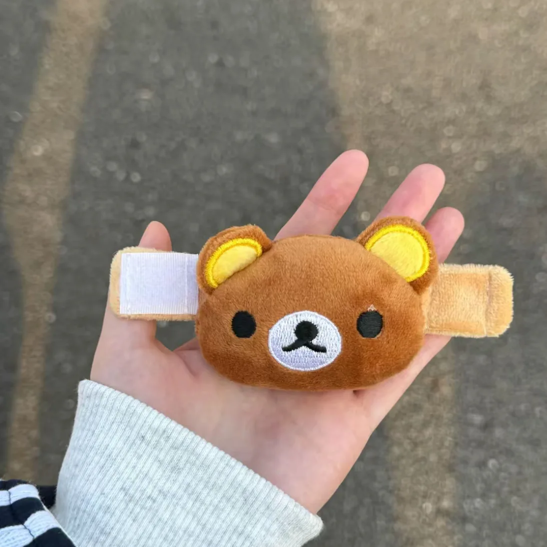 Adorable pendentif en peluche – un accessoire décoratif idéal à offrir. – Image 4
